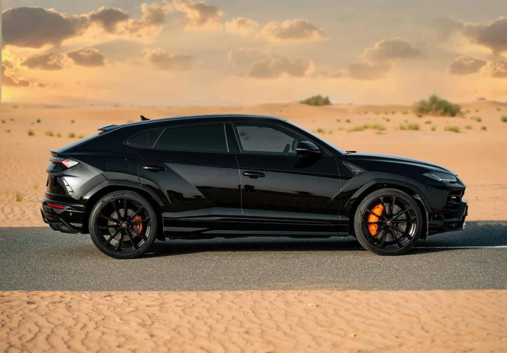 Lamborghini Urus Black