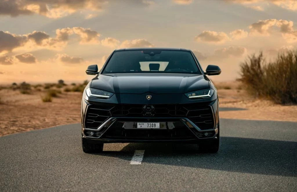 Lamborghini Urus Black