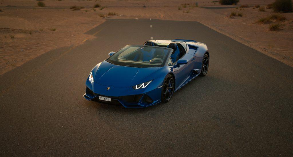 Lamborghini Huracan Evo Spyder Blue