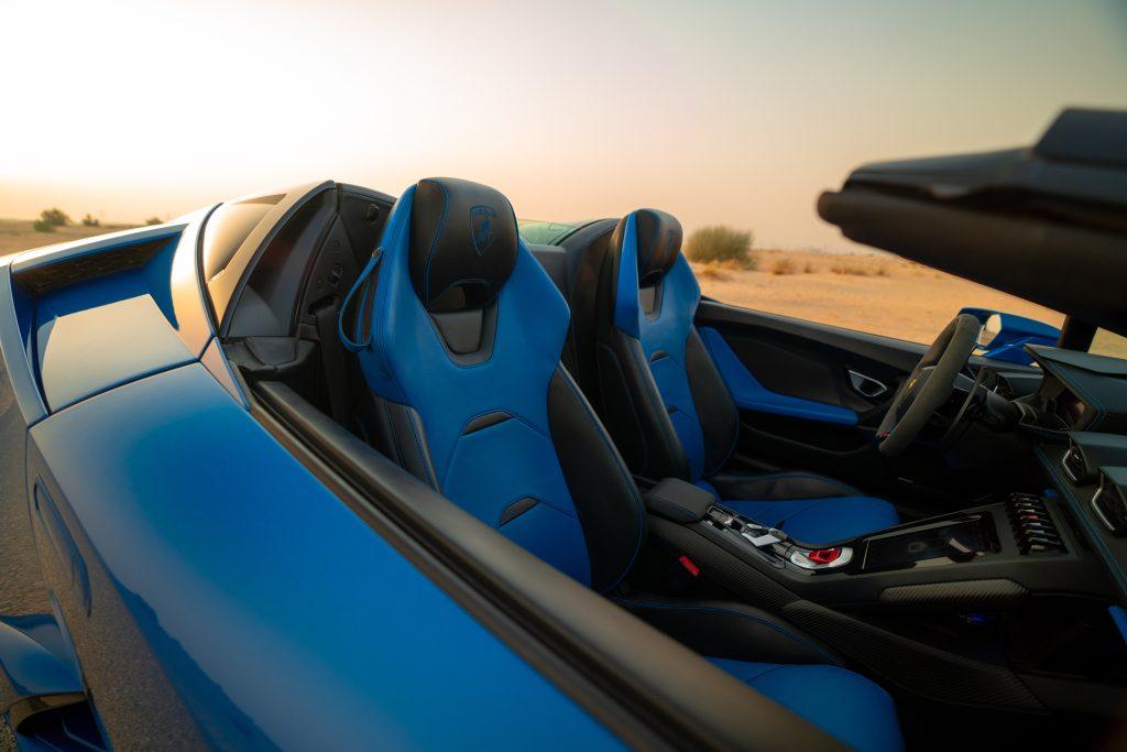 Lamborghini Huracan Evo Spyder Blue