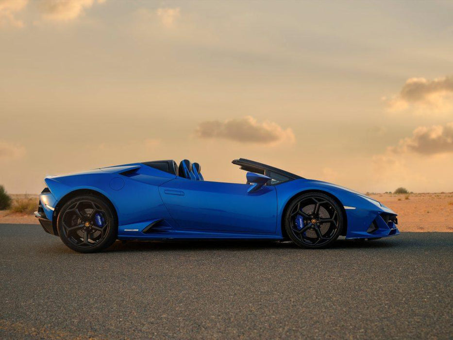 Lamborghini Huracan Evo Spyder Blue